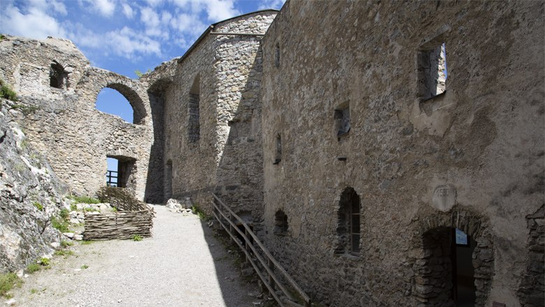 Araburg, © Harald Mittermüller